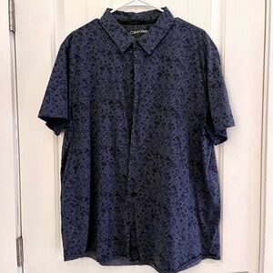 Calvin Klein Men’s black button down top